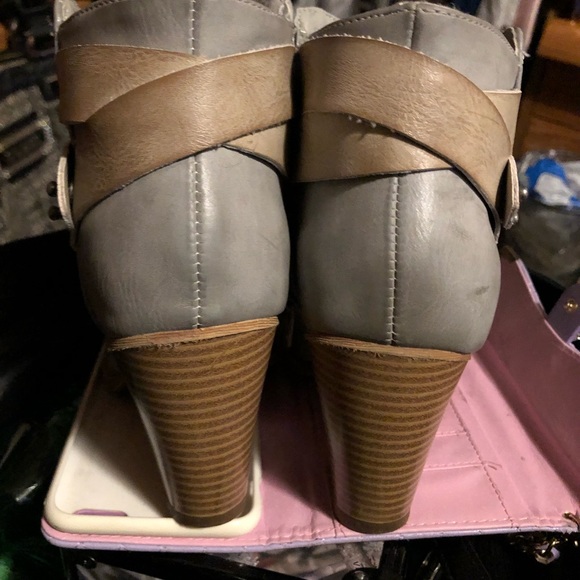 Ankle boots - Picture 4 of 5